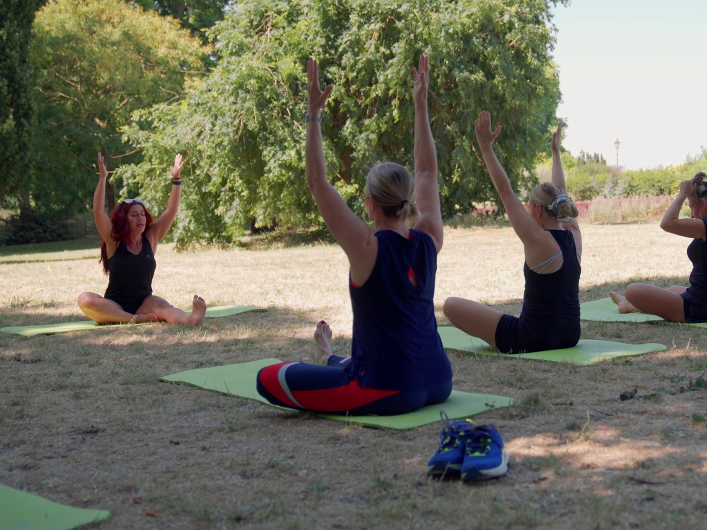 Yoga – PM Class in Battersea Park (Outdoor, Small Group)